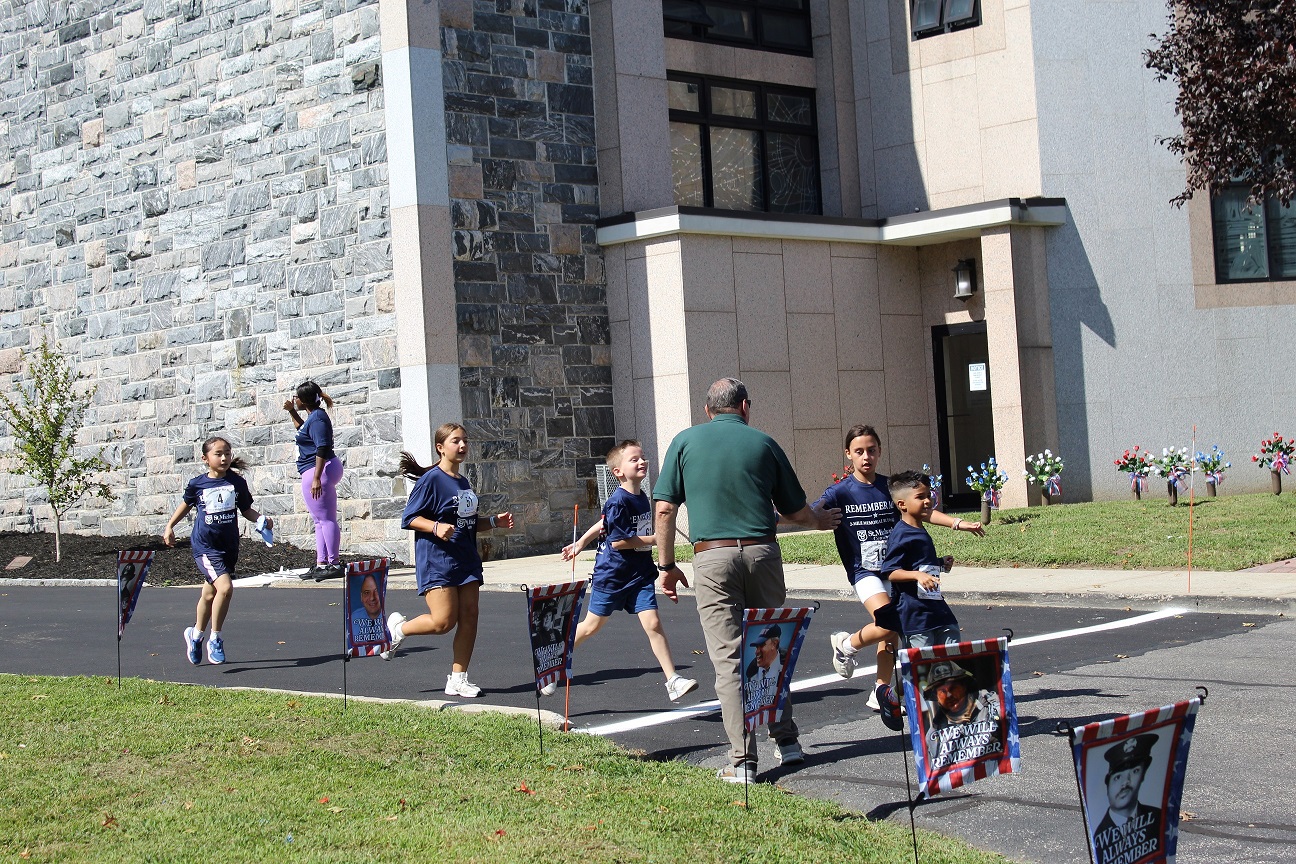 kids at finish line